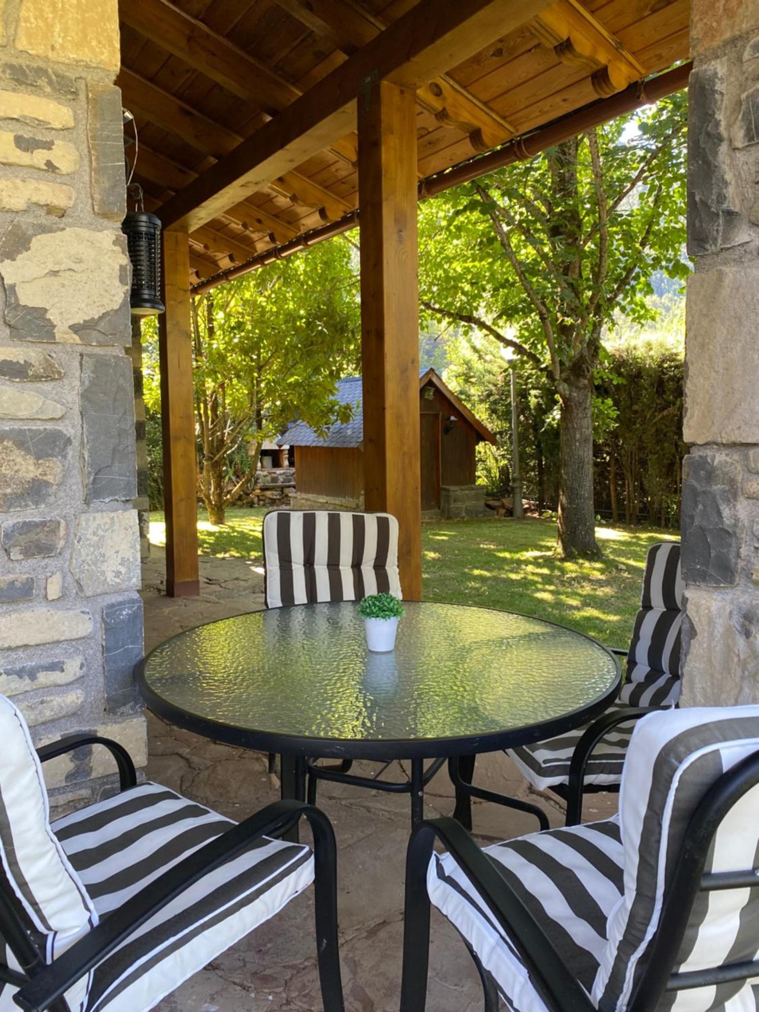 Casa Moron Villa Villanúa Eksteriør bilde